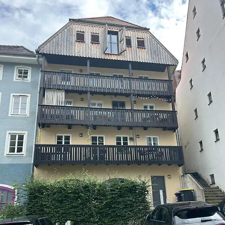 Old Town Gem With Designer Flair Appartement *