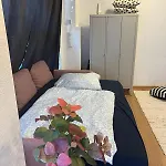 Old Town Gem With Designer Flair דירה