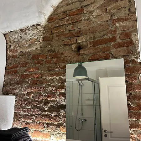 Διαμέρισμα Old Town Gem With Designer Flair Landsberg am Lech