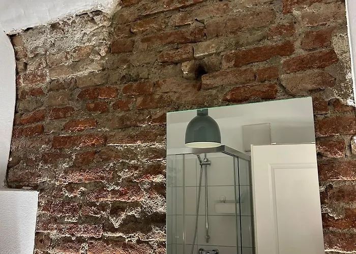 Apartamento Old Town Gem With Designer Flair Landsberg am Lech